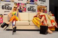 ָ³Ƭù˾޶ Lady Gagaķ