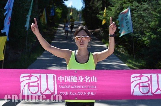 足球宝贝下岗 名山宝贝诱惑焉支山