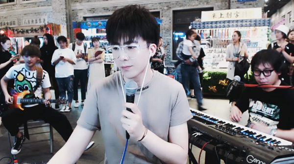 YY����Ħ���ֵ�ΪѦ֮ǫ�¸��call�������ж�����